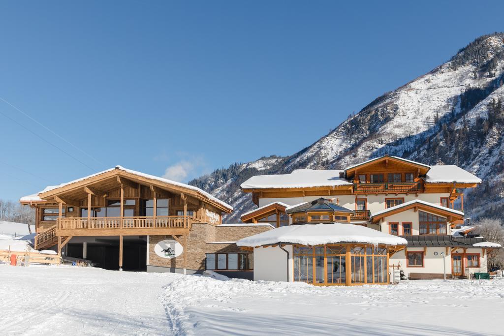 Feriendorf Ponyhof Hotell Fusch an der Grossglocknerstrasse Eksteriør bilde